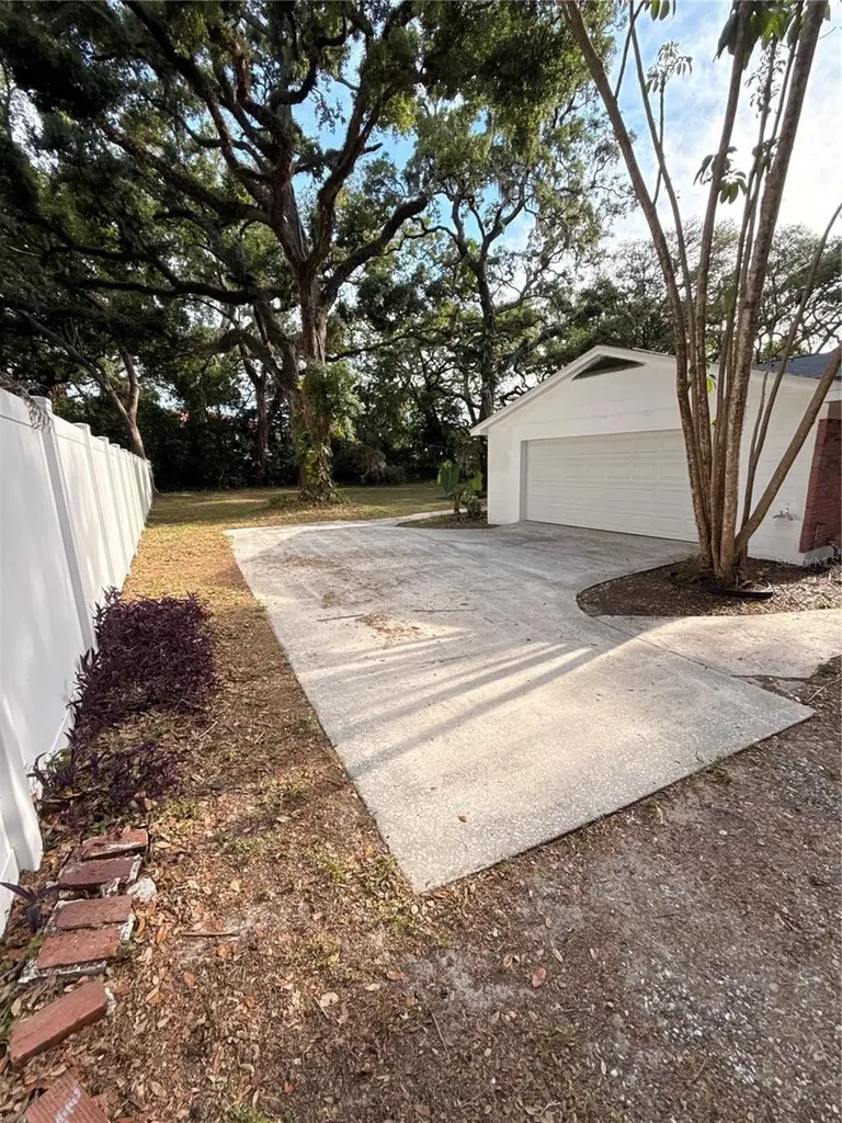 5107 E 120th Avenue Temple Terrace FL 33617