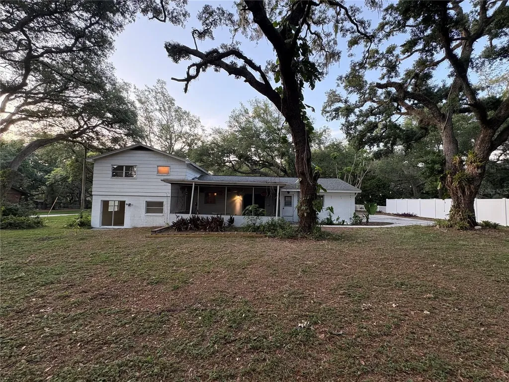 5107 E 120th Avenue Temple Terrace FL 33617