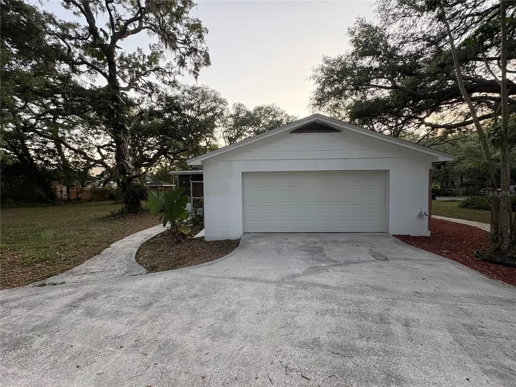 5107 E 120th Avenue Temple Terrace FL 33617