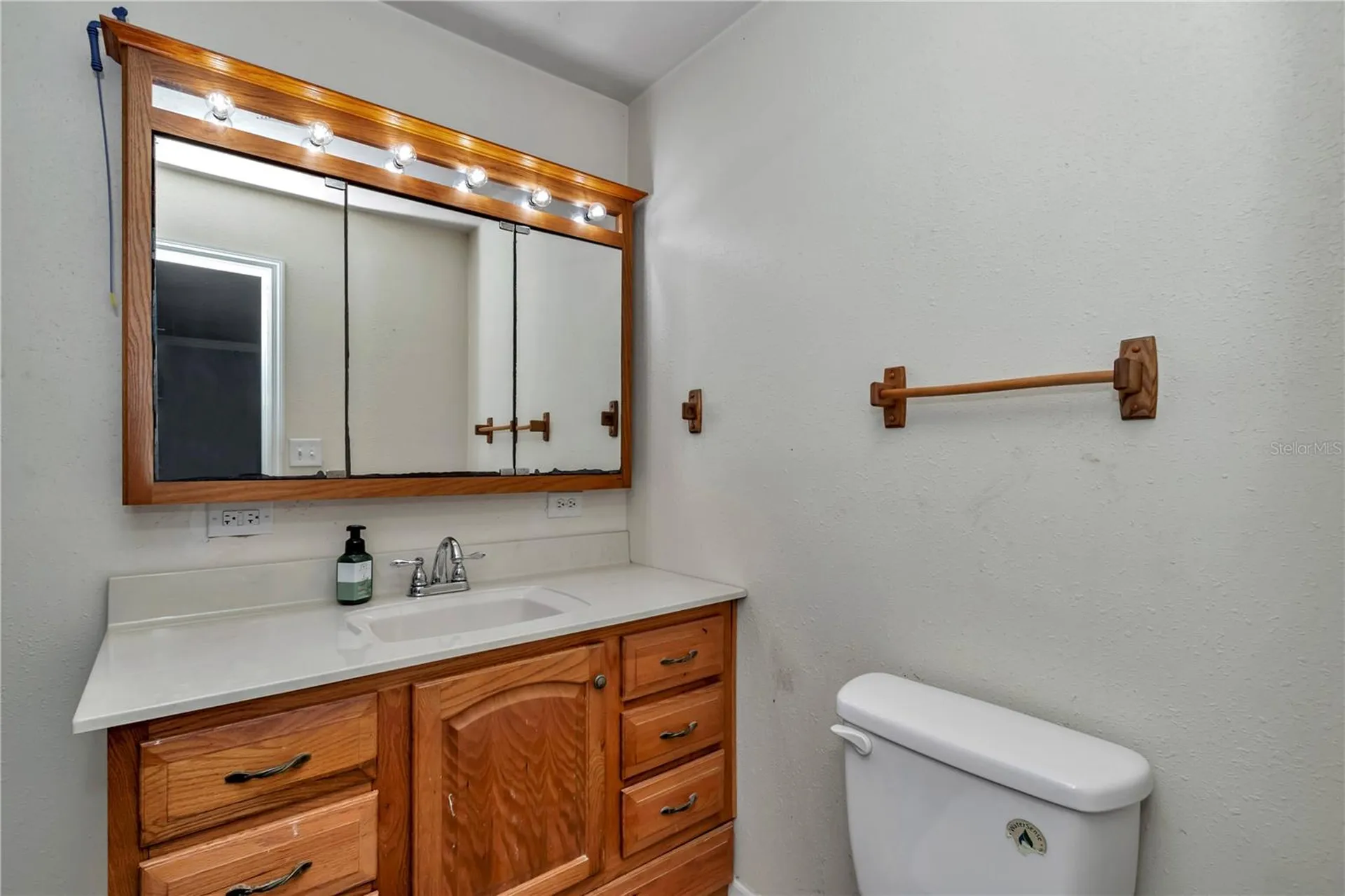 2433 NE 2nd Street Ocala FL 34470