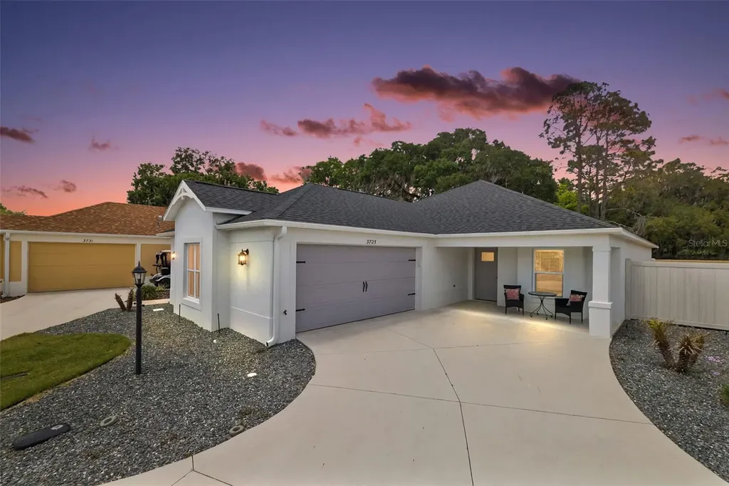 3725 Sugarberry Lane The Villages FL 32163