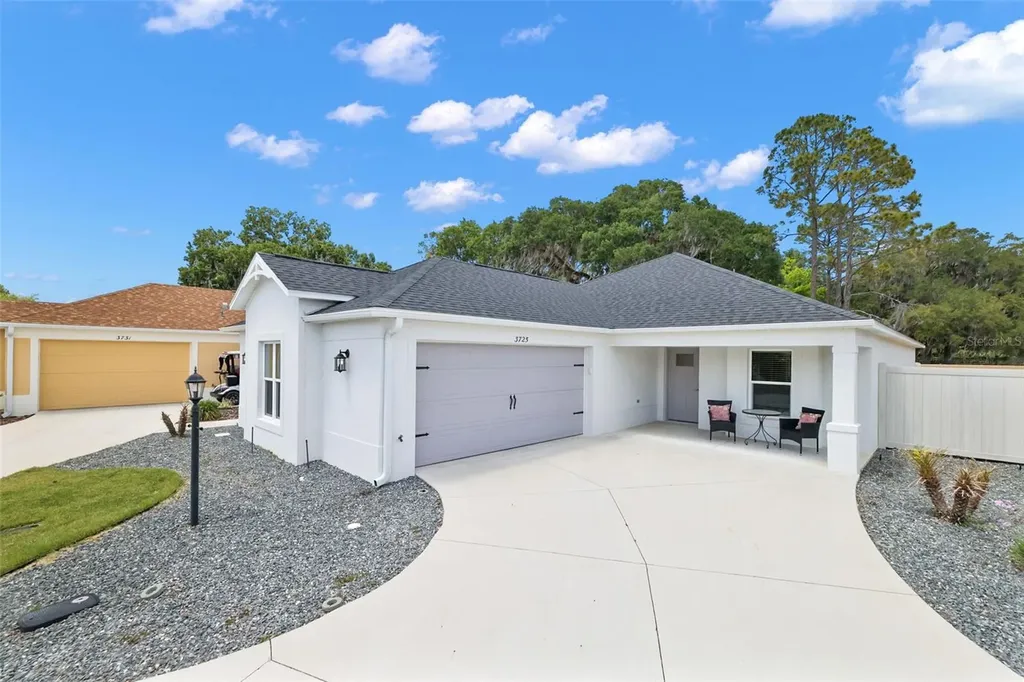 3725 Sugarberry Lane The Villages FL 32163