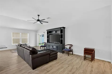 3725 Sugarberry Lane The Villages FL 32163