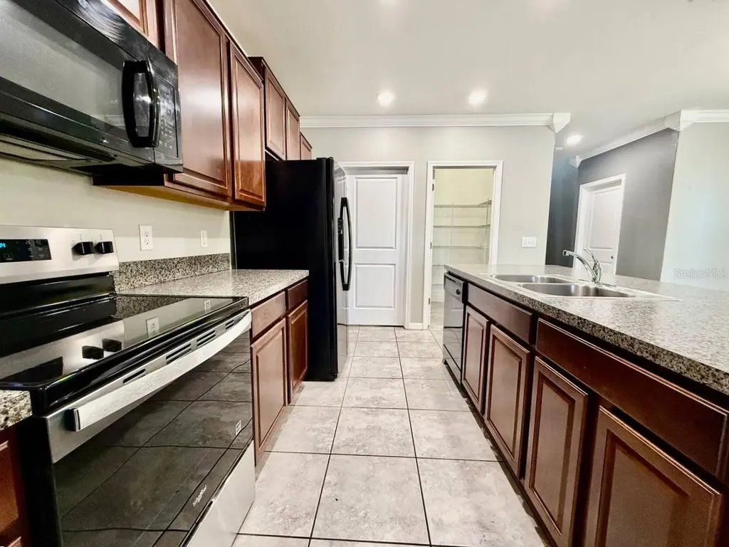 6533 Trent Creek Drive Sun City Center FL 33573