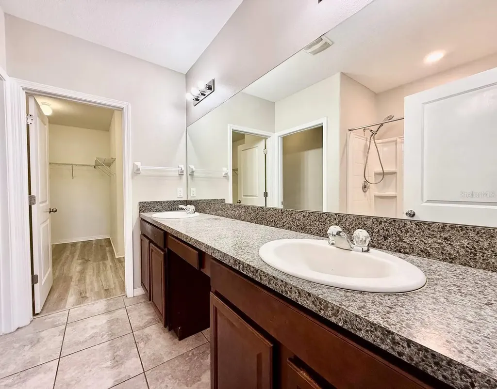 6533 Trent Creek Drive Sun City Center FL 33573
