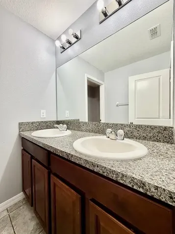 6533 Trent Creek Drive Sun City Center FL 33573
