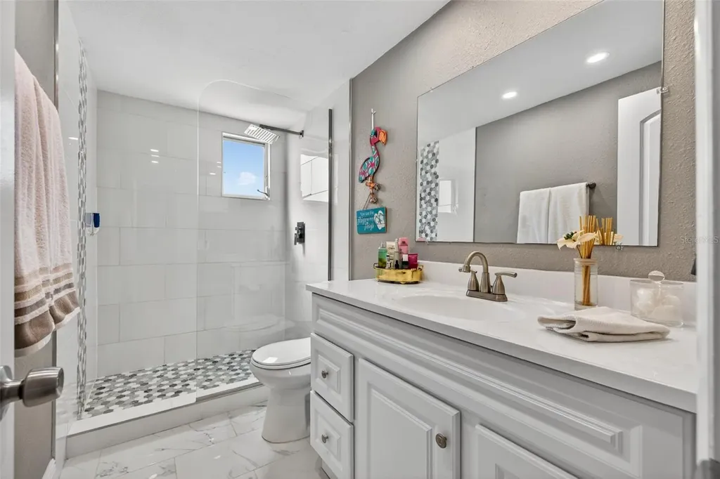 1893 Shore Drive S South Pasadena FL 33707