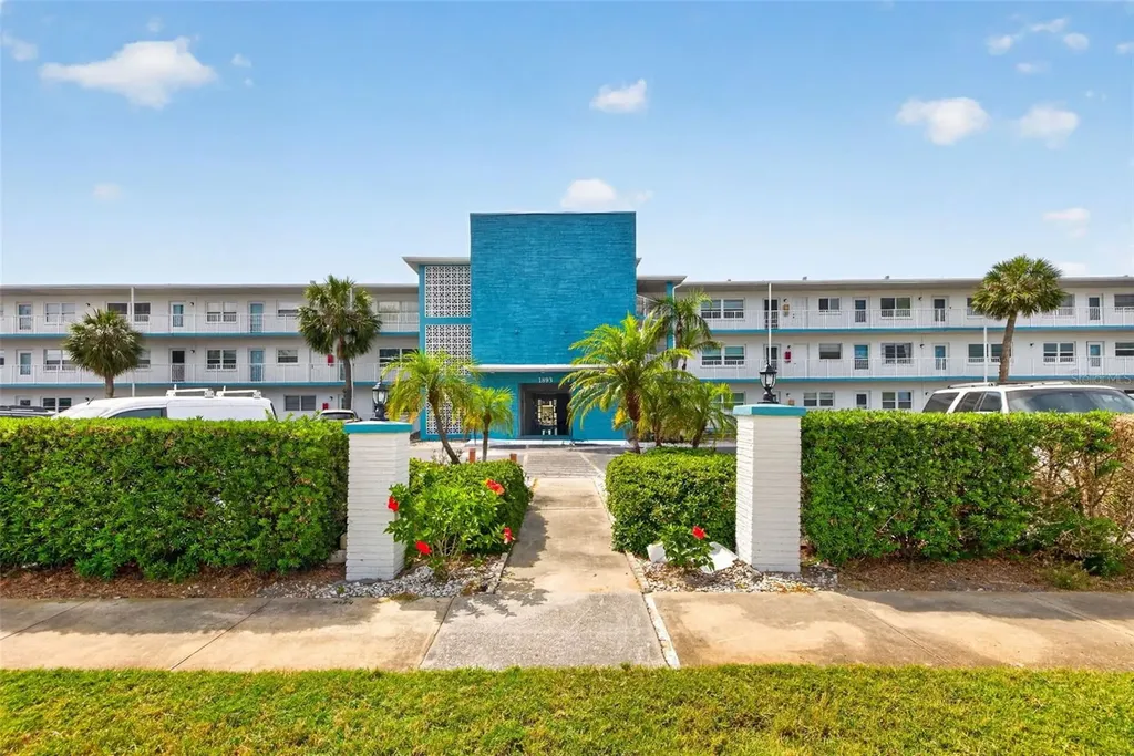 1893 Shore Drive S South Pasadena FL 33707