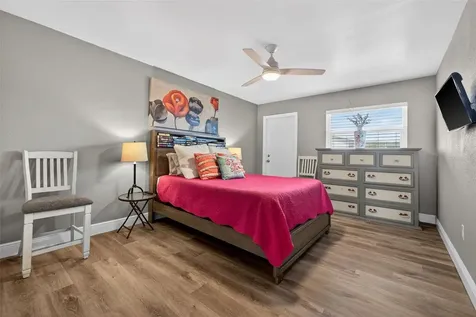 1893 Shore Drive S South Pasadena FL 33707