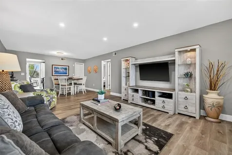 1893 Shore Drive S South Pasadena FL 33707