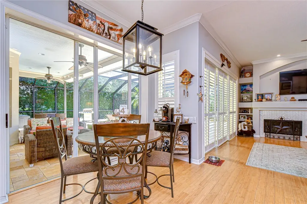 5820 Audubon Manor Boulevard Lithia FL 33547