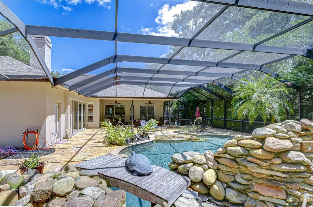 5820 Audubon Manor Boulevard Lithia FL 33547