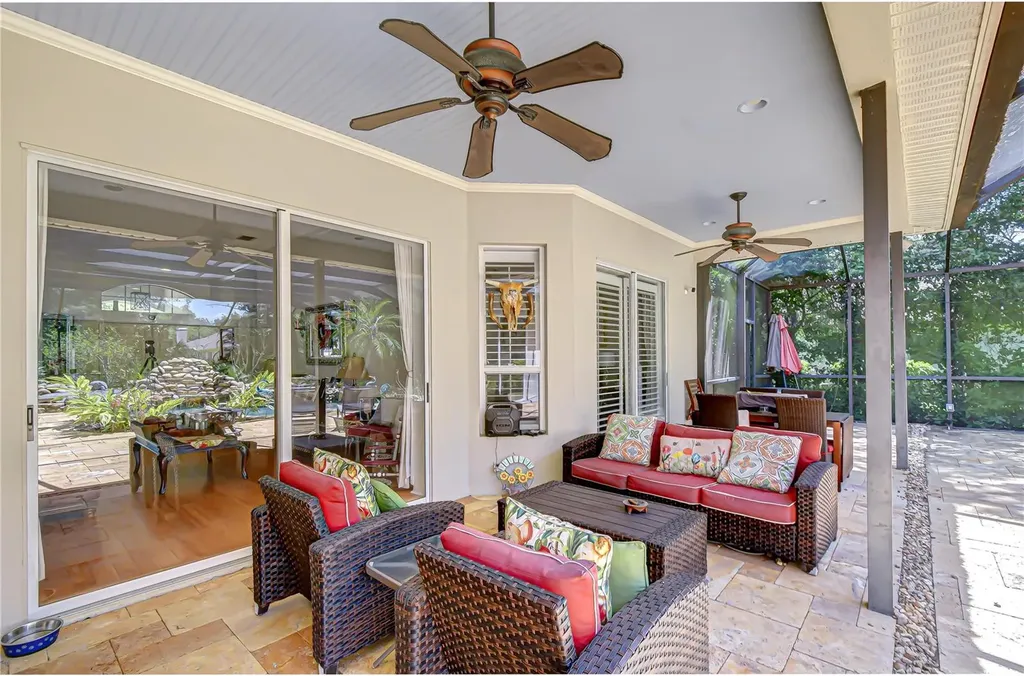 5820 Audubon Manor Boulevard Lithia FL 33547