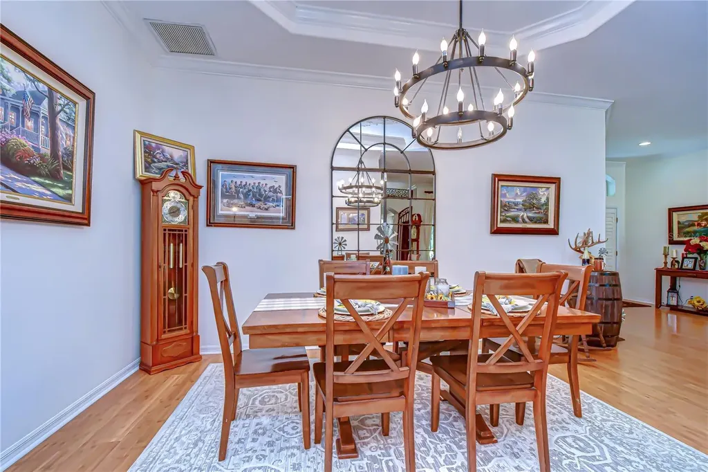 5820 Audubon Manor Boulevard Lithia FL 33547