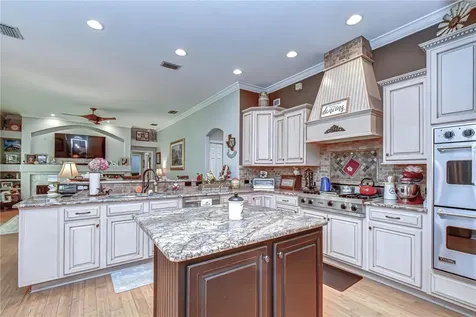 5820 Audubon Manor Boulevard Lithia FL 33547