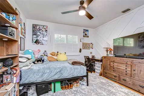 5820 Audubon Manor Boulevard Lithia FL 33547