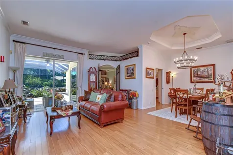 5820 Audubon Manor Boulevard Lithia FL 33547
