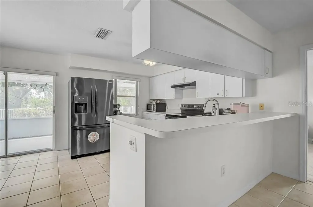 5633 Colony Lake Lane Sarasota FL 34233