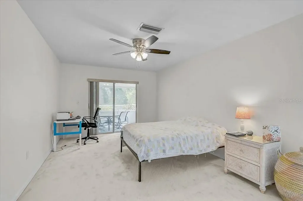 5633 Colony Lake Lane Sarasota FL 34233