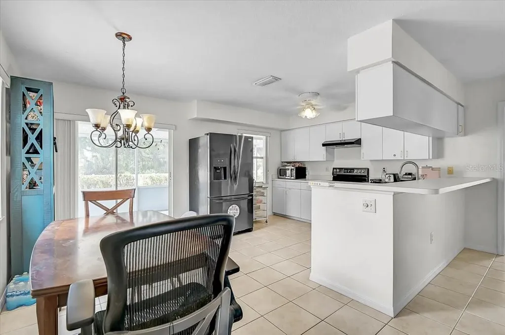 5633 Colony Lake Lane Sarasota FL 34233