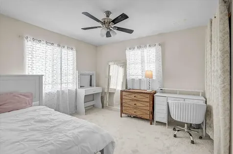 5633 Colony Lake Lane Sarasota FL 34233