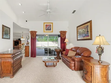 1290 Mccrory Street North Port FL 34286