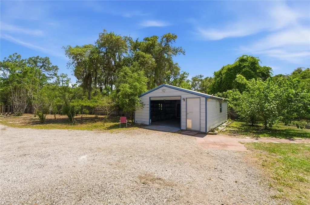 3105 Walk In Water Road Lake Wales FL 33898