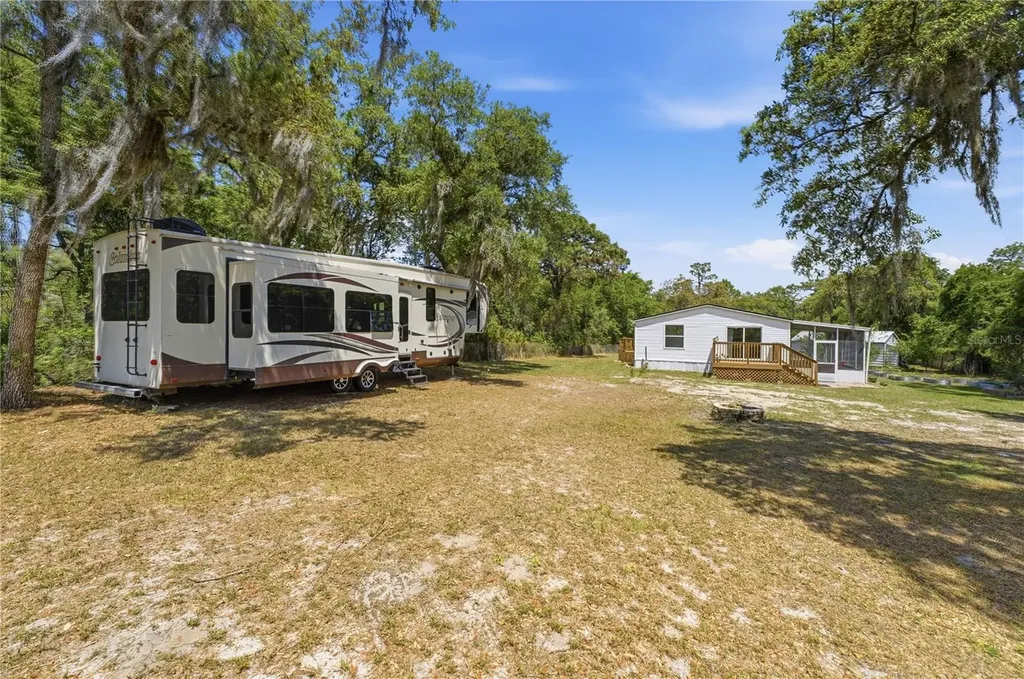 3105 Walk In Water Road Lake Wales FL 33898