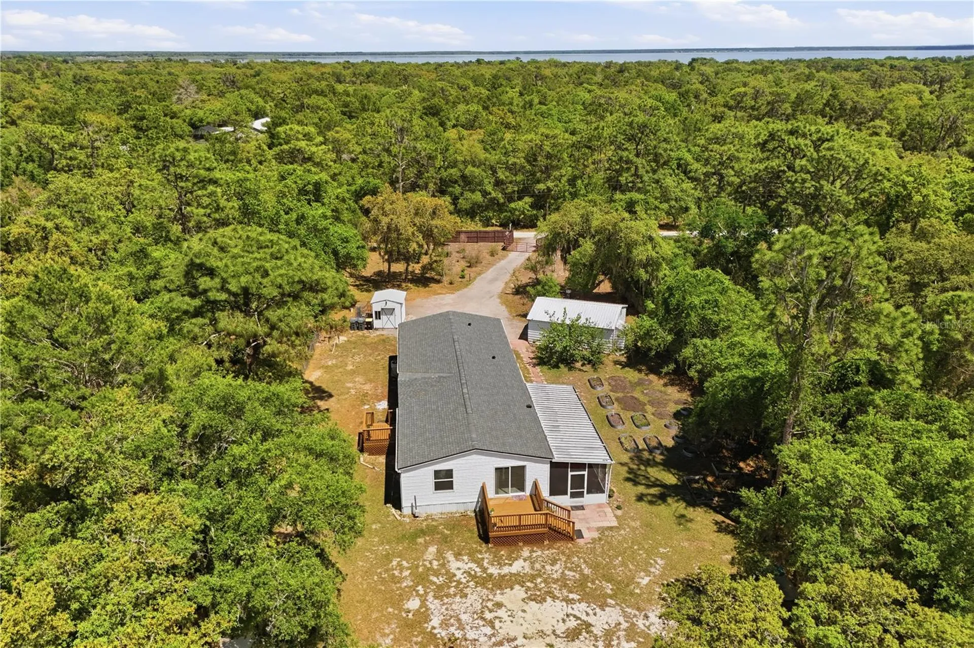 3105 Walk In Water Road Lake Wales FL 33898