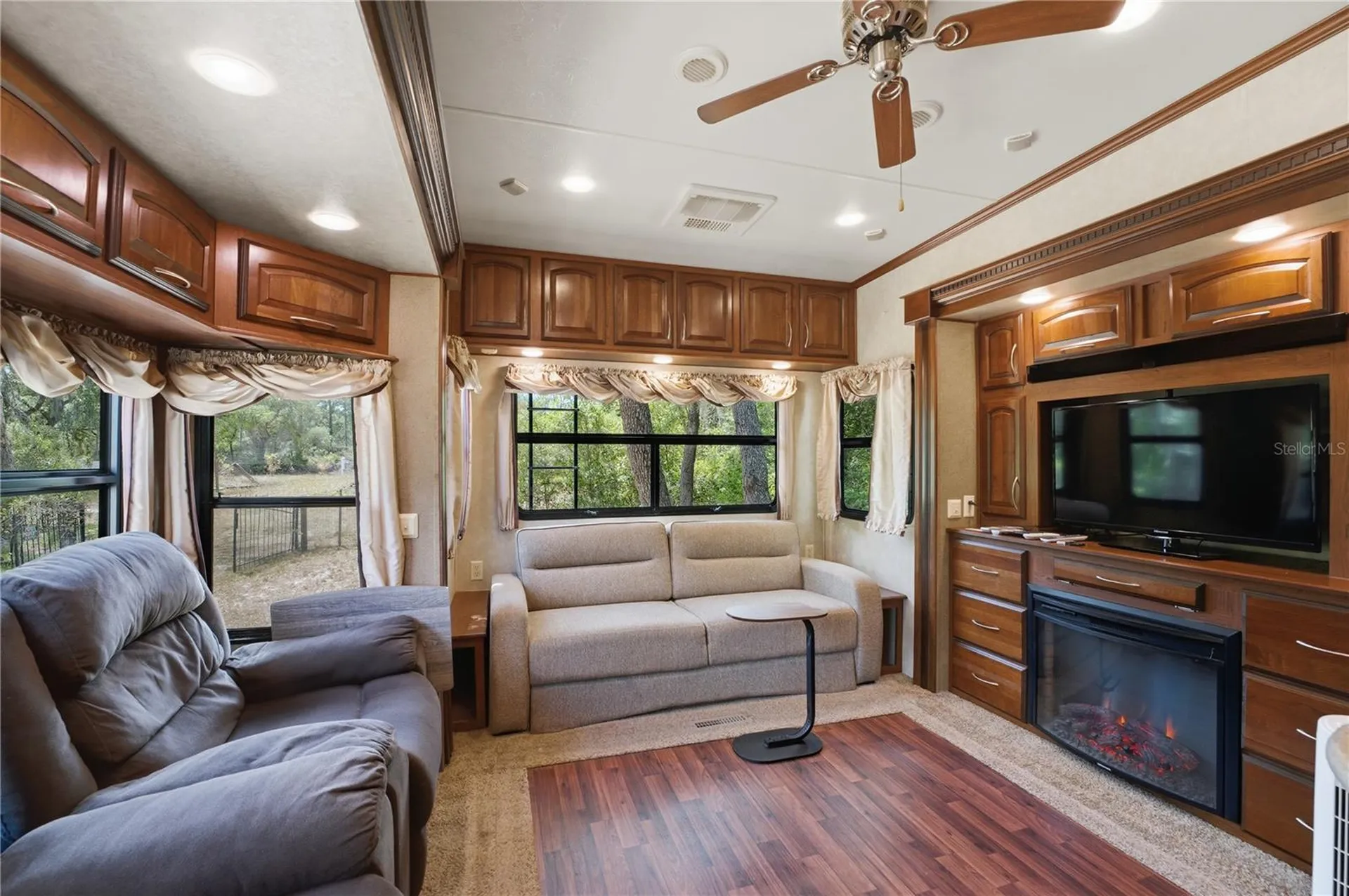 3105 Walk In Water Road Lake Wales FL 33898
