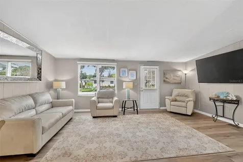 720 Bengal Avenue Tavares FL 32778