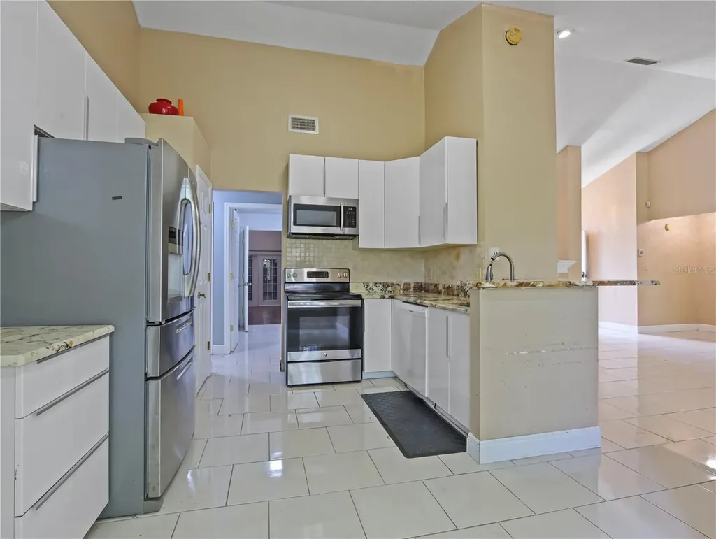 870 Lake Como Lake Mary FL 32746