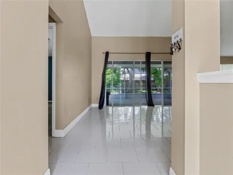 870 Lake Como Lake Mary FL 32746