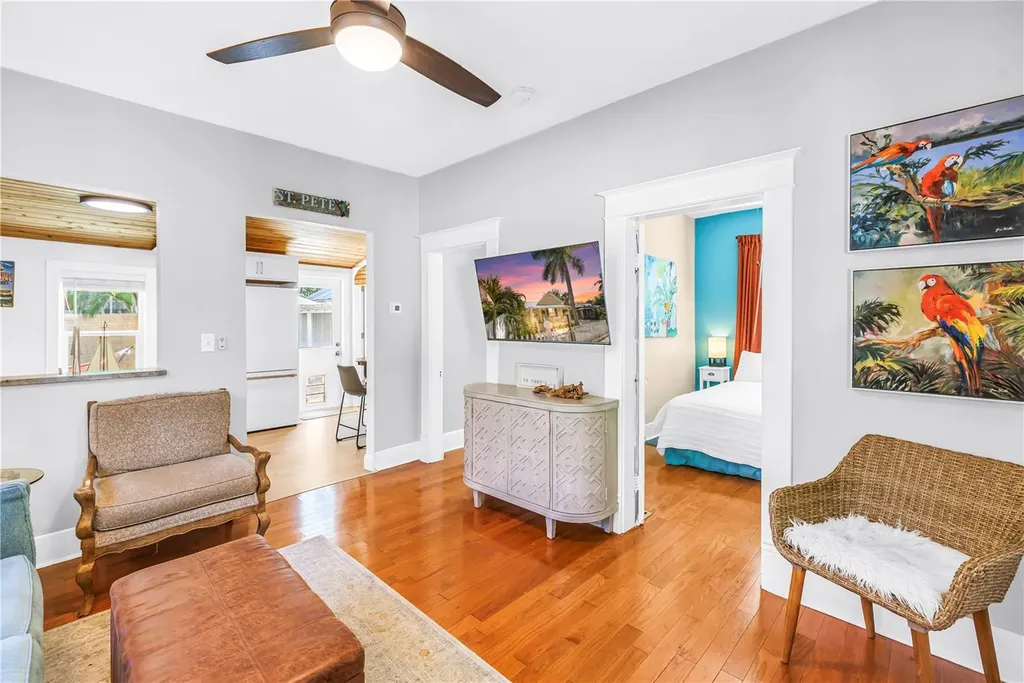 748 11th Avenue N St Petersburg FL 33701