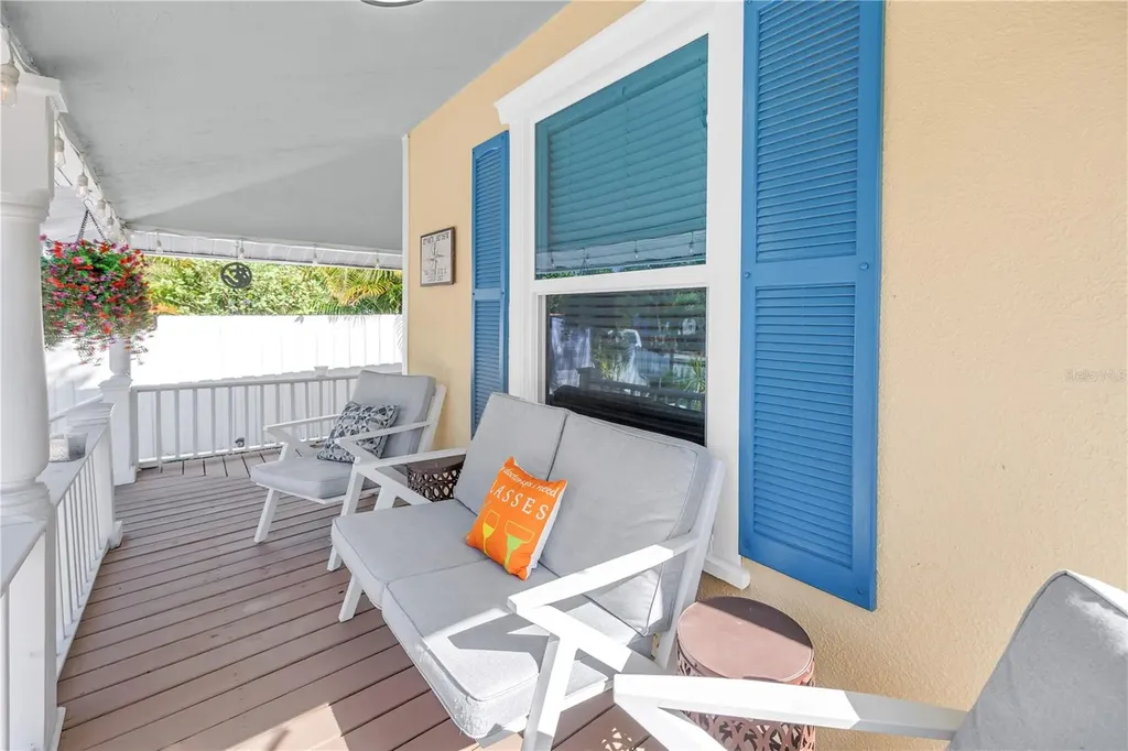 748 11th Avenue N St Petersburg FL 33701