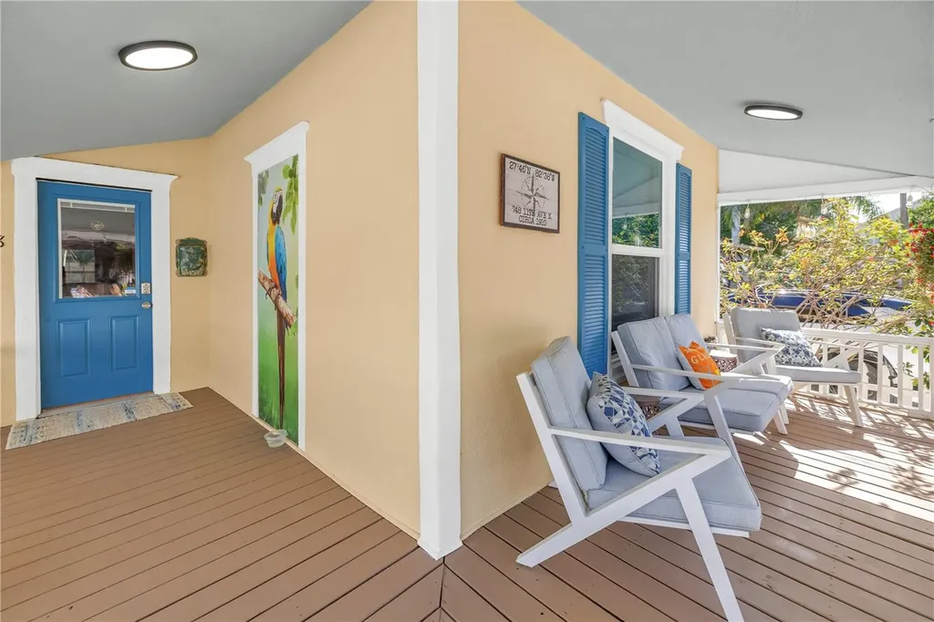 748 11th Avenue N St Petersburg FL 33701