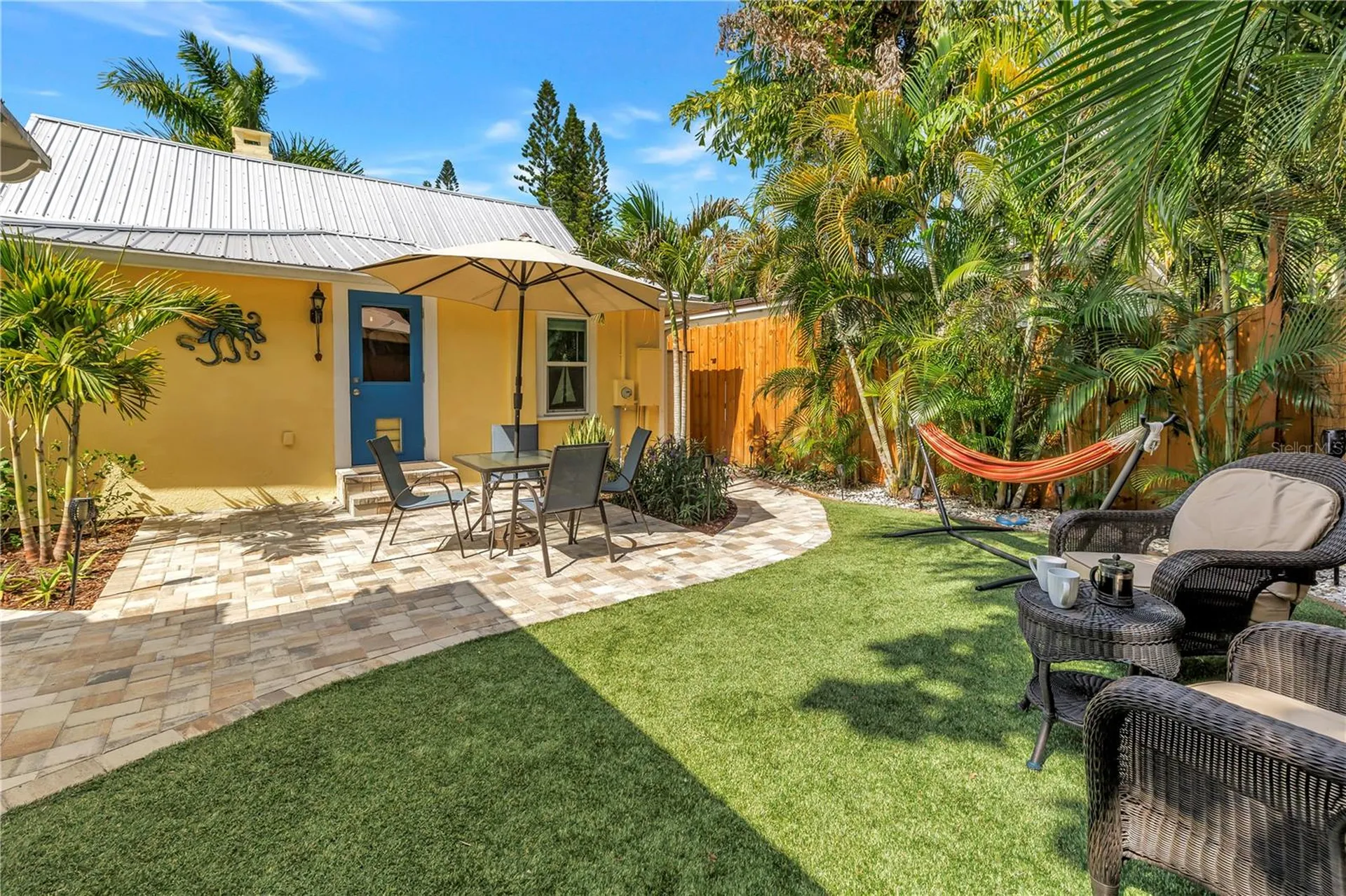748 11th Avenue N St Petersburg FL 33701