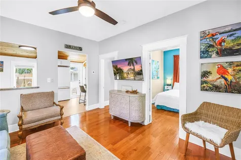 748 11th Avenue N St Petersburg FL 33701