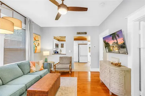 748 11th Avenue N St Petersburg FL 33701