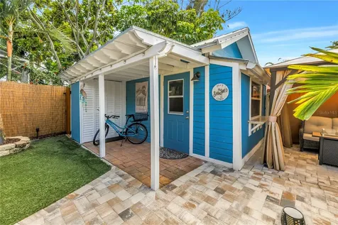 748 11th Avenue N St Petersburg FL 33701