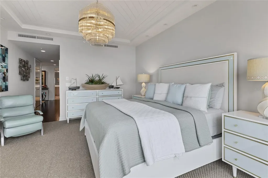 35 Watergate Drive Sarasota FL 34236