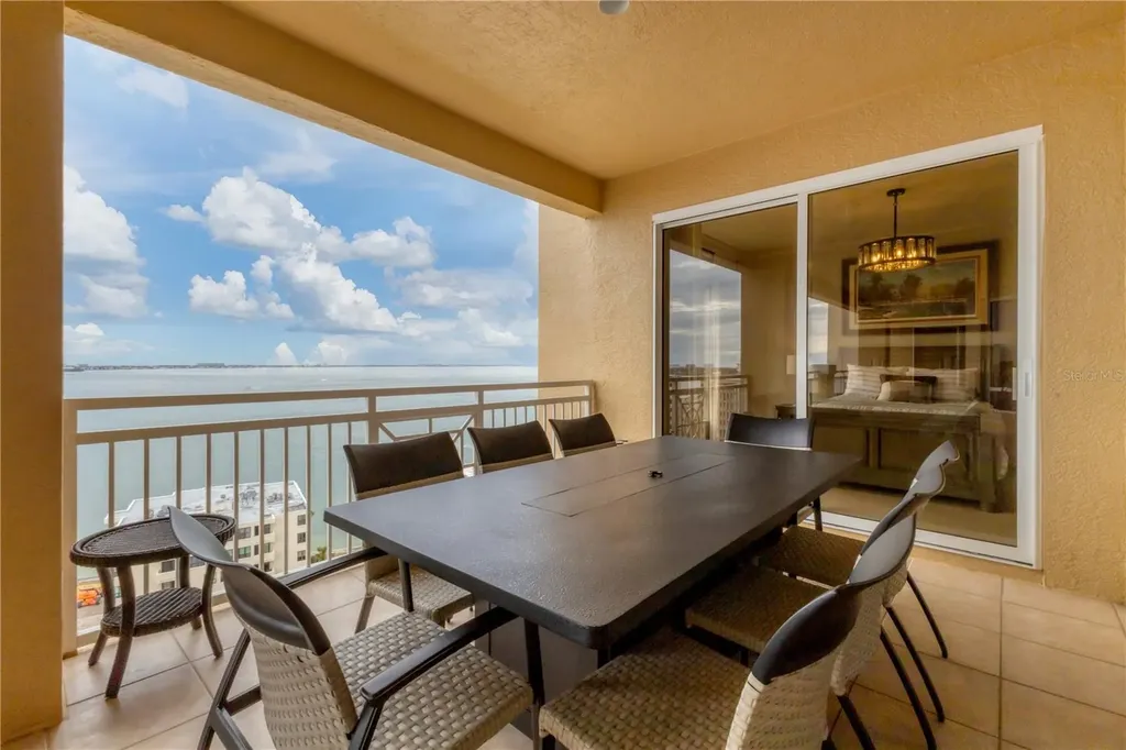35 Watergate Drive Sarasota FL 34236