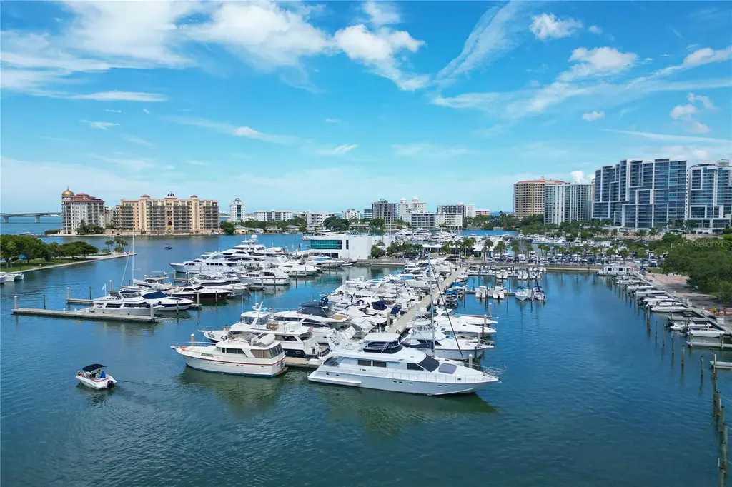 35 Watergate Drive Sarasota FL 34236
