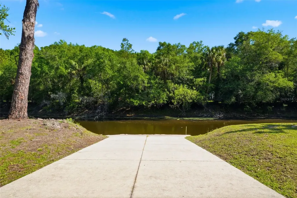 6339 E River Road Hernando FL 34442
