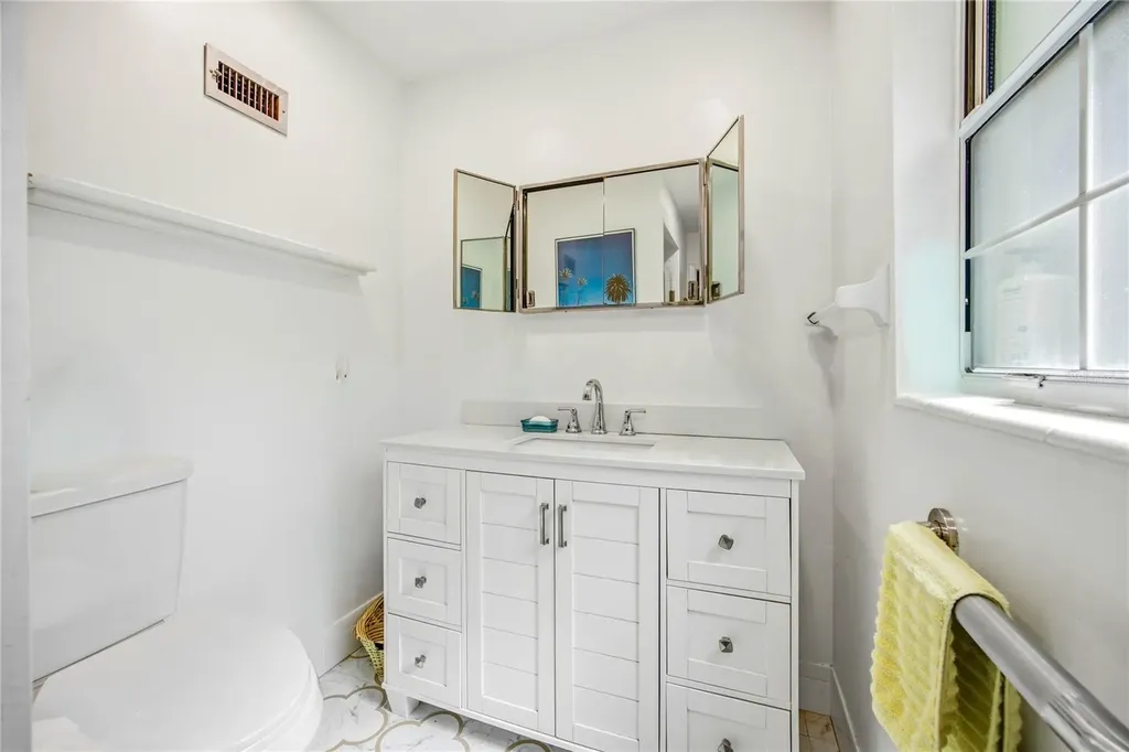 4123 NW 18th Place Gainesville FL 32605