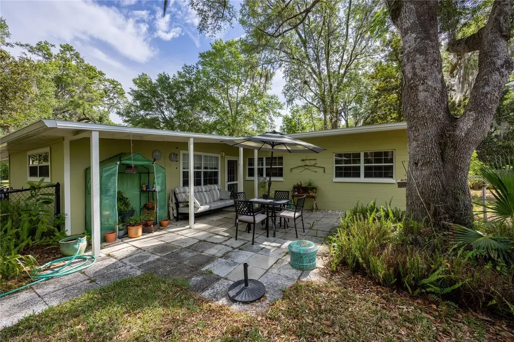 4123 NW 18th Place Gainesville FL 32605