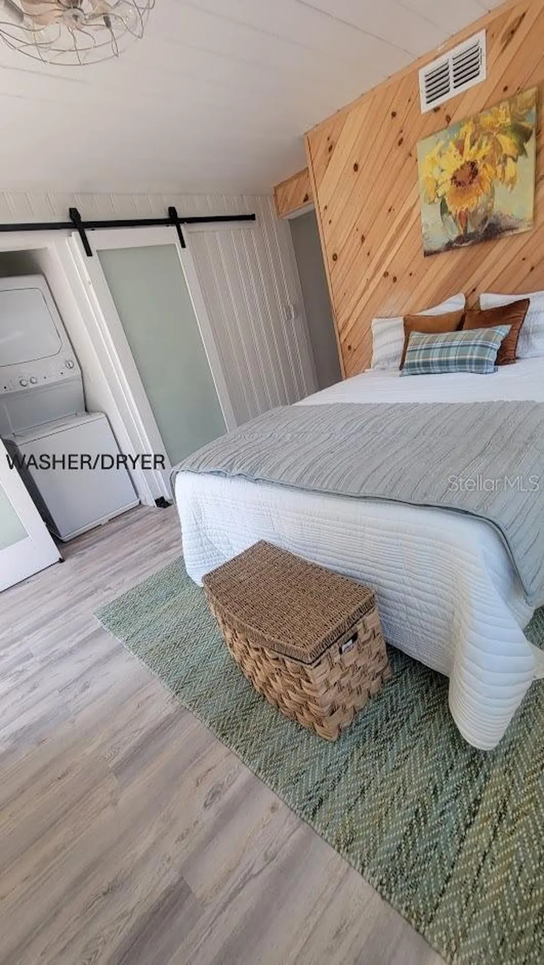 541 Margaret Court Orlando FL 32801