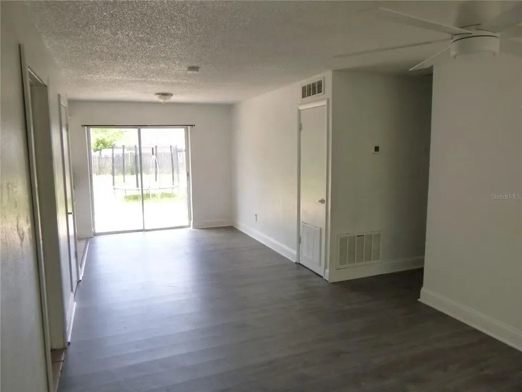 572 Santiago Avenue Orlando FL 32807