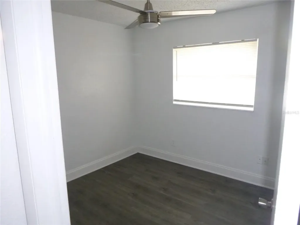 572 Santiago Avenue Orlando FL 32807