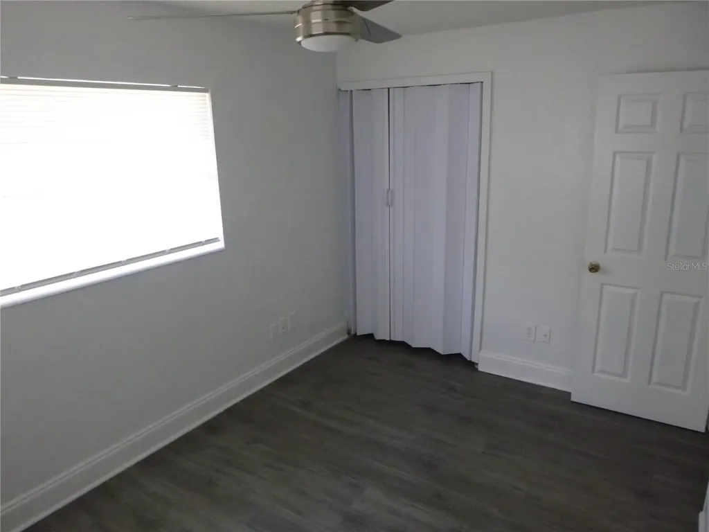 572 Santiago Avenue Orlando FL 32807